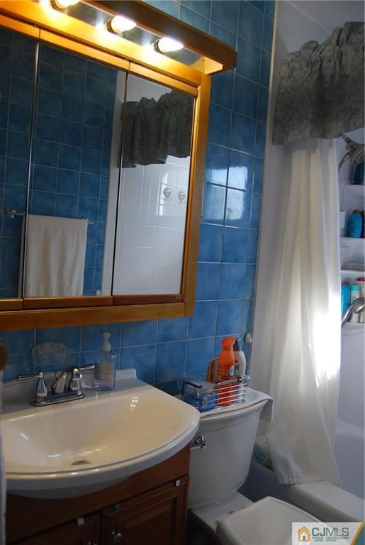 123 Rues Lane East Brunswick, NJ 08816 - Photo 13 of 22 Gallery Image 13