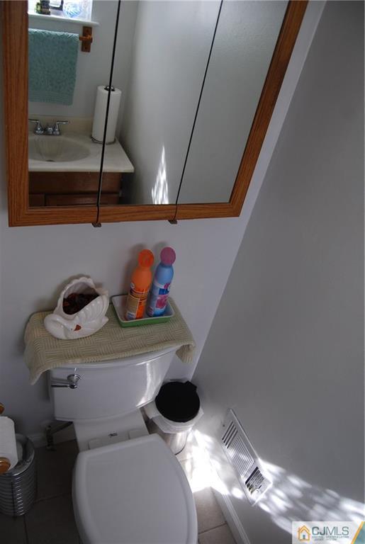 123 Rues Lane East Brunswick, NJ 08816 - Photo 7 of 22 Gallery Image 7