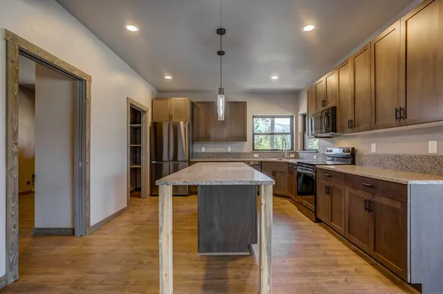 $859,000 | 13130 Crane Shore Drive, Donnelly, ID 83615