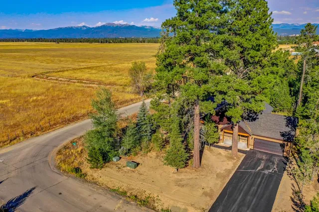 $859,000 | 13130 Crane Shore Drive, Donnelly, ID 83615