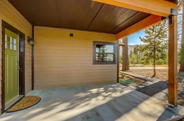 $859,000 | 13130 Crane Shore Drive, Donnelly, ID 83615