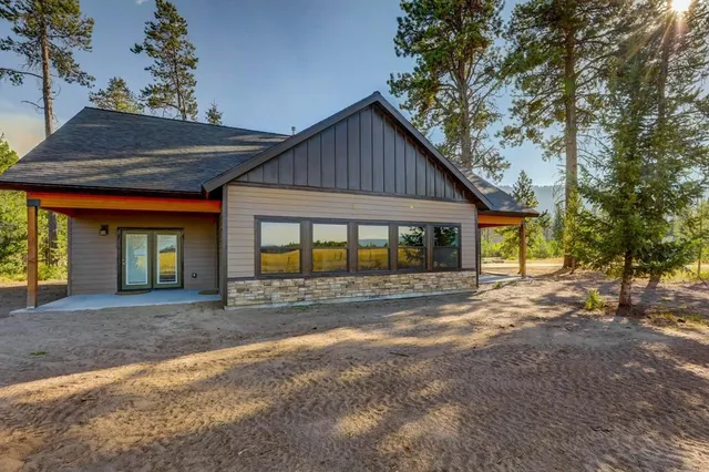 $859,000 | 13130 Crane Shore Drive, Donnelly, ID 83615