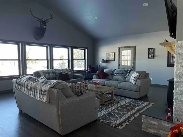 $859,000 | 13130 Crane Shore Drive, Donnelly, ID 83615