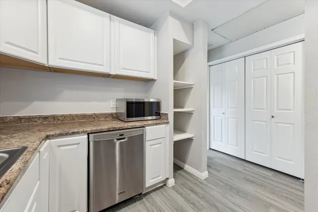 $1,750 | 6600 Valleyside Road, Unit D17, Austin, TX 78731