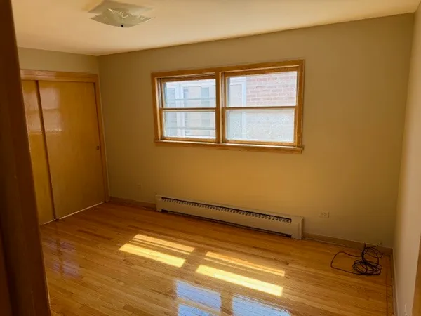 $1,950 | 5556 North Central Avenue, Unit 3, Chicago, IL 60630