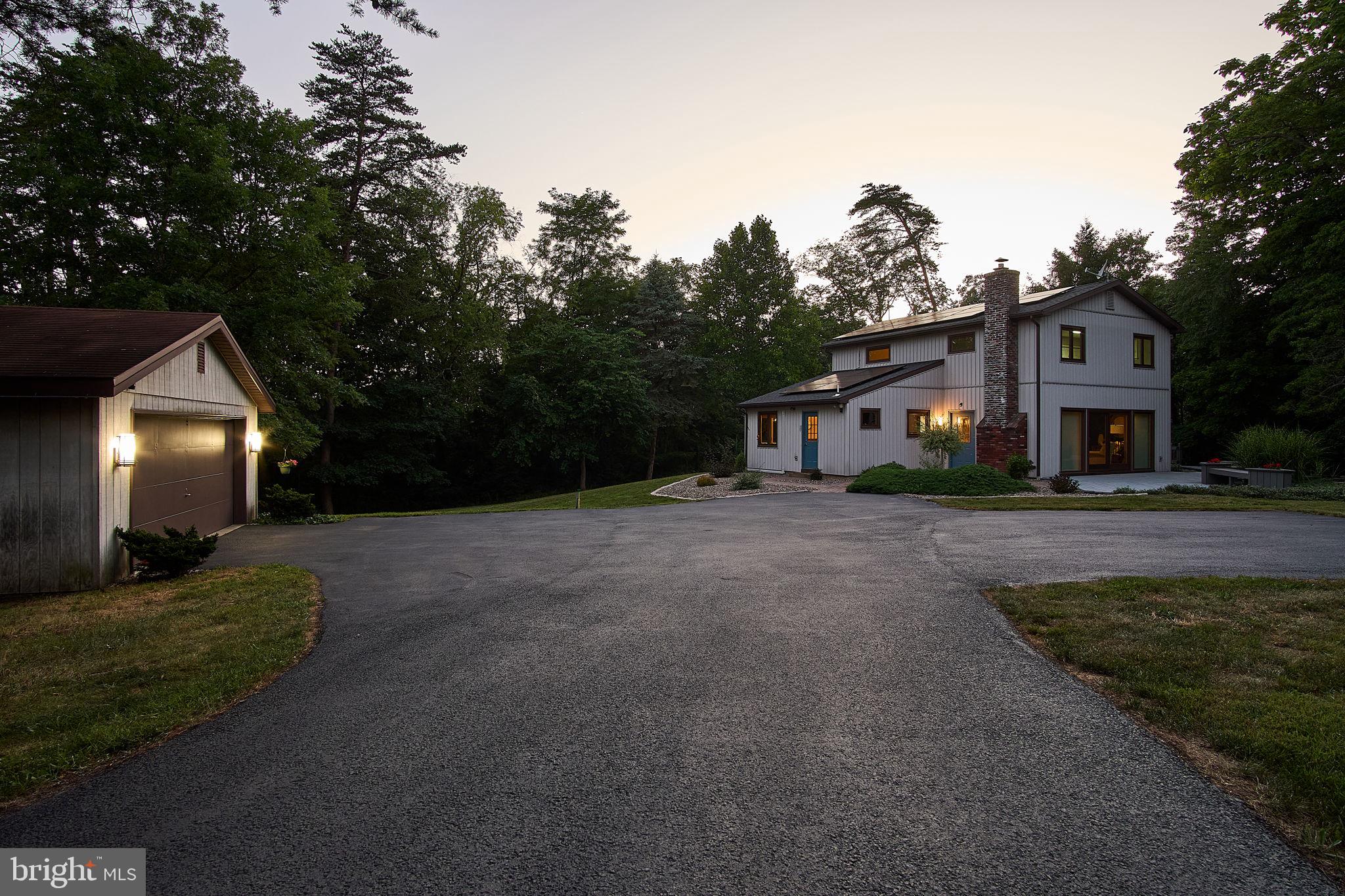 1911 Longs Gap Road Carlisle, PA 17013 - Photo 4 of 42