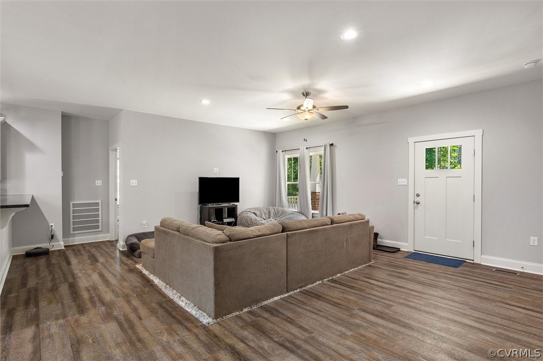 1227 Deep Run Road Cartersville, VA 23027 - Photo 6 of 27 Gallery Image 6