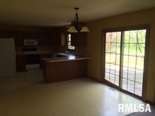 586 Tazewood Road Metamora, IL 61548 - Photo 3 of 21 Gallery Image 3