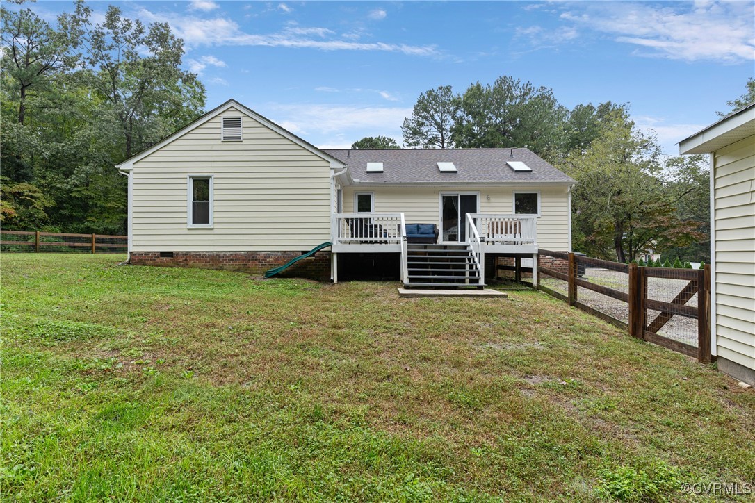 4405 Rabbit Foot Place Chesterfield, VA 23236 - Photo 10 of 38 a front view of a house with garden