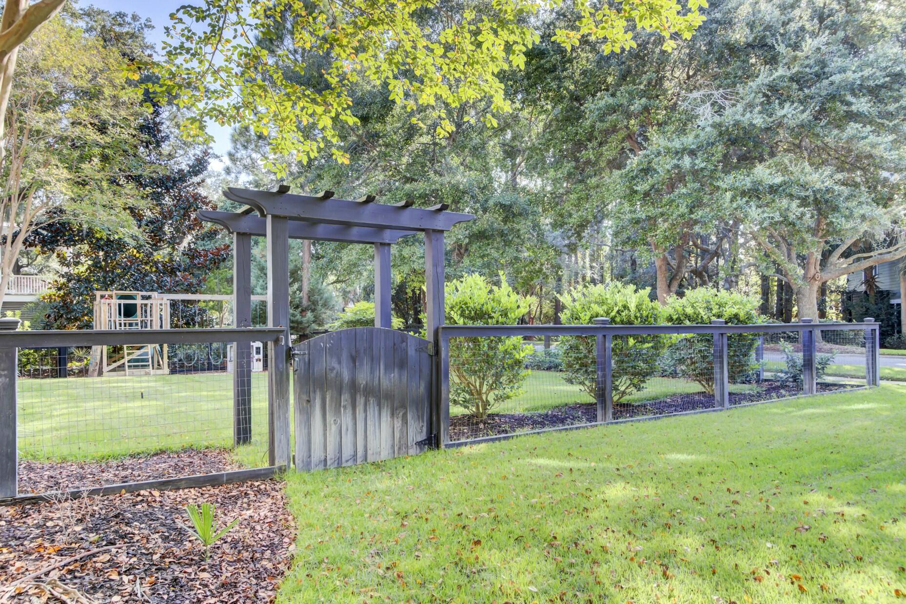 400 Bay Crossing Road Mount Pleasant, SC 29464 - Photo 62 of 86 Fenced Yard