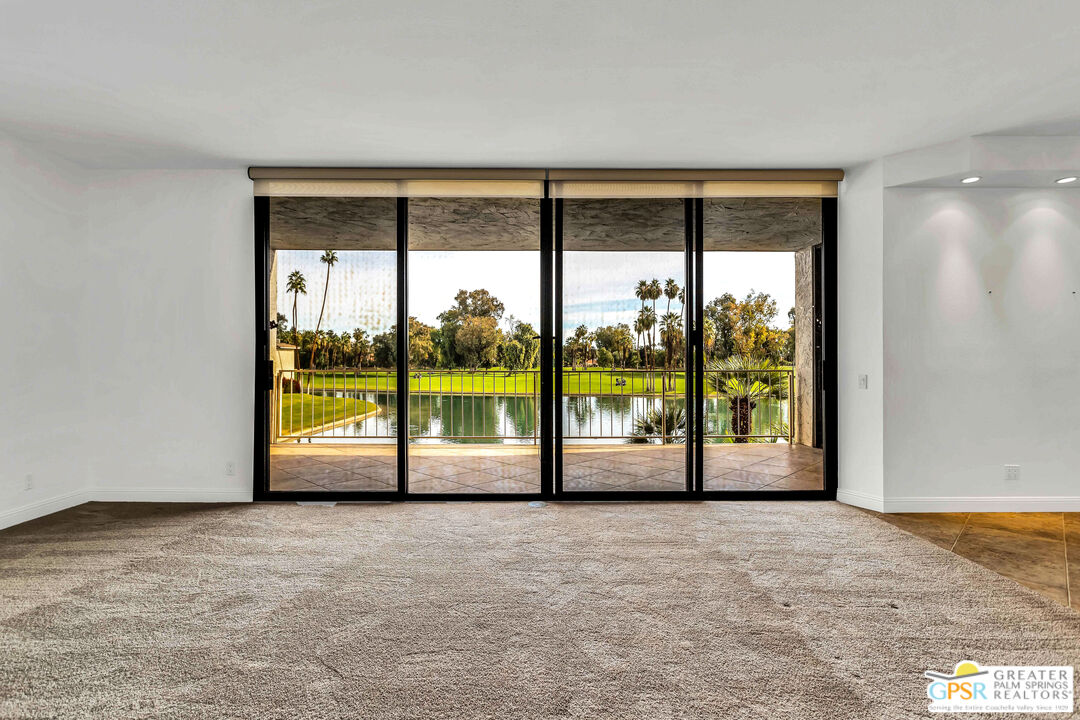 910 Island Drive, Unit 211 Rancho Mirage, CA 92270 - Photo 4 of 28