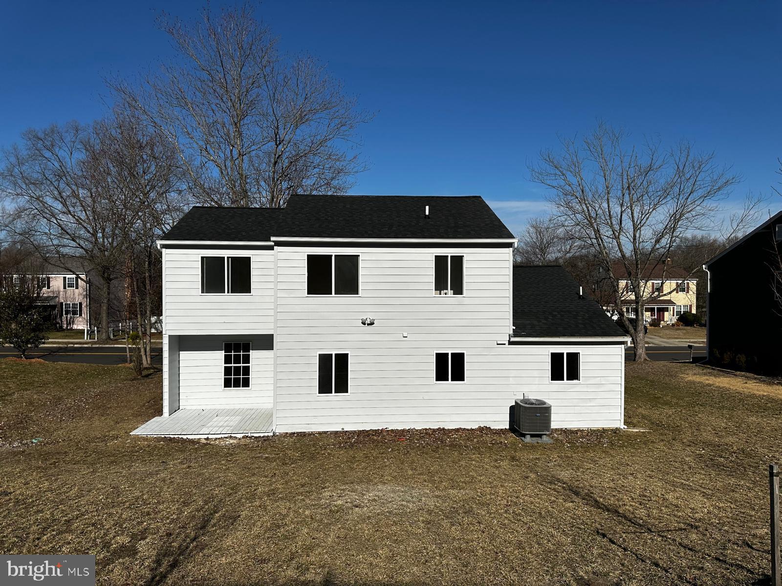 12800 Asbury Drive Fort Washington, MD 20744 - Photo 4 of 53 a large white house with a large space in front of it