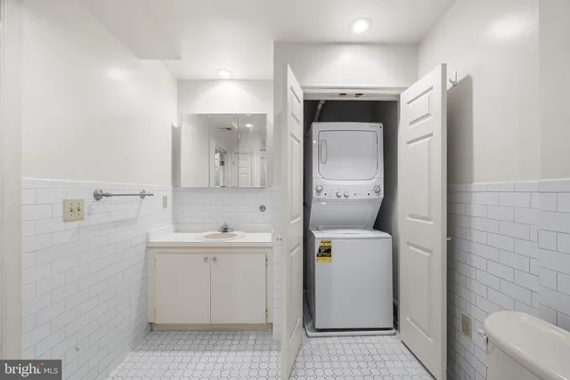 $1,799 | 48 North Front Street, Unit 2A, Philadelphia, PA 19106