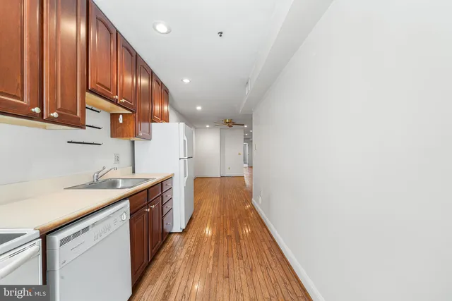 $1,799 | 48 North Front Street, Unit 2A, Philadelphia, PA 19106