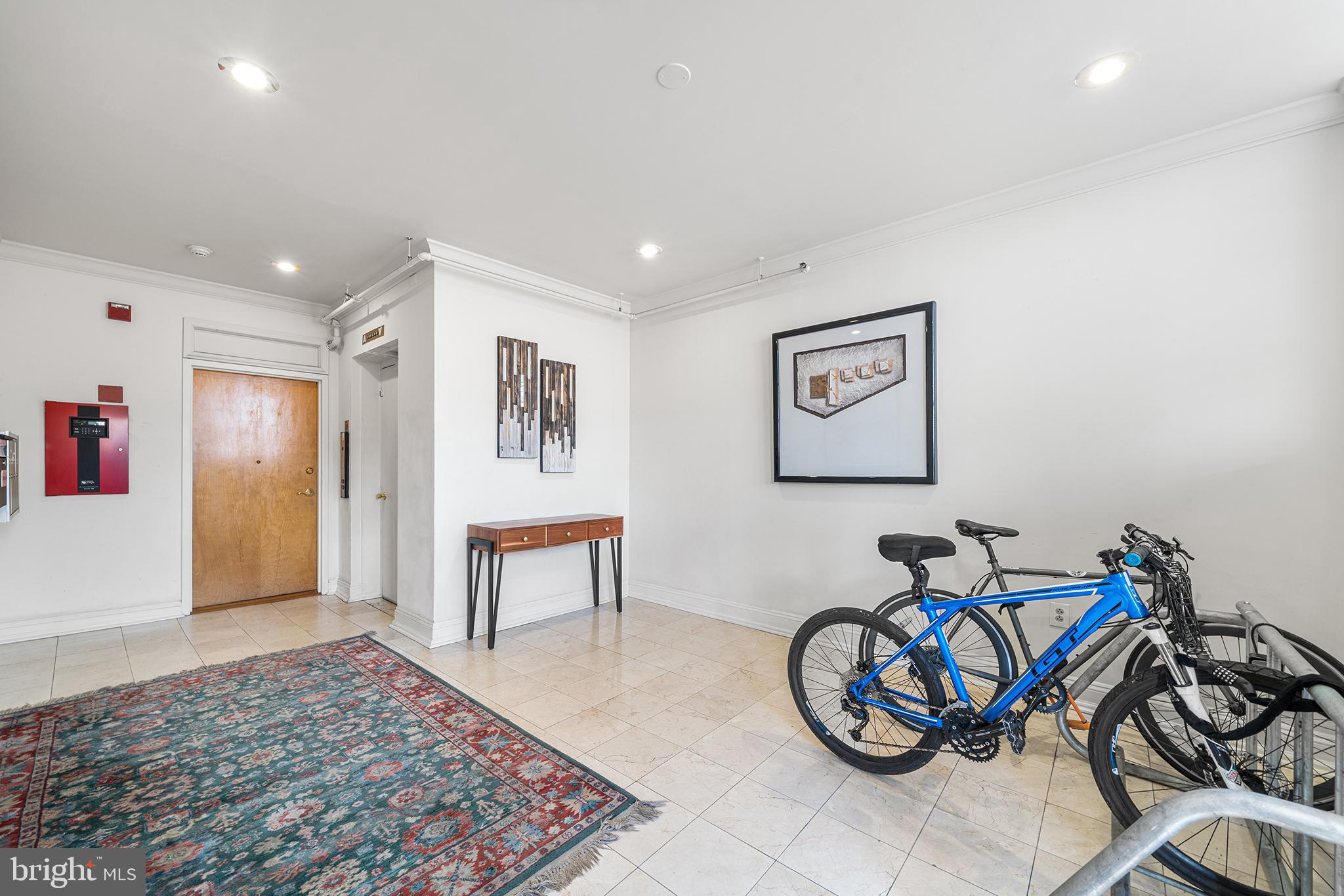 48 North Front Street, Unit 2A Philadelphia, PA 19106 - Photo 28 of 32 Main Bldg Lobby