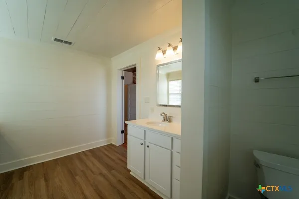 $3,500 | 14851 U Highway, Victoria, TX 77904