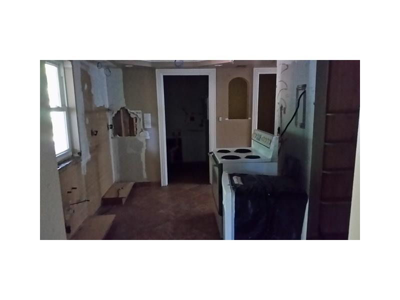 17367 41st Road North Loxahatchee, FL 33470 - Photo 5 of 9 Kitchen