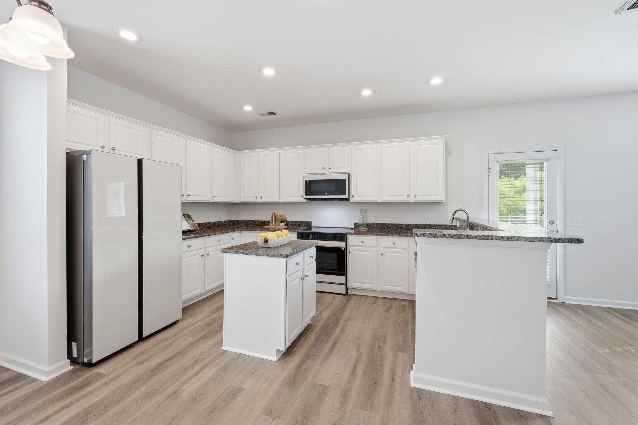 193 Meadow Wood Road Summerville, SC 29486 - Photo 8 of 31 13-web-or-mls-470A2487