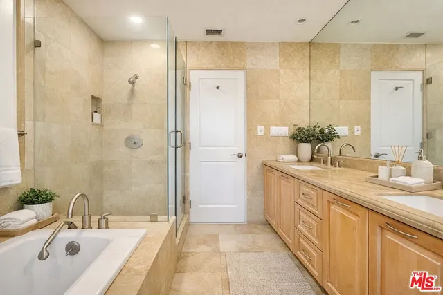 $9,585 | 1148 Las Pulgas Road, Los Angeles, CA 90272