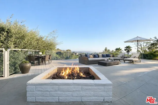 $9,585 | 1148 Las Pulgas Road, Los Angeles, CA 90272