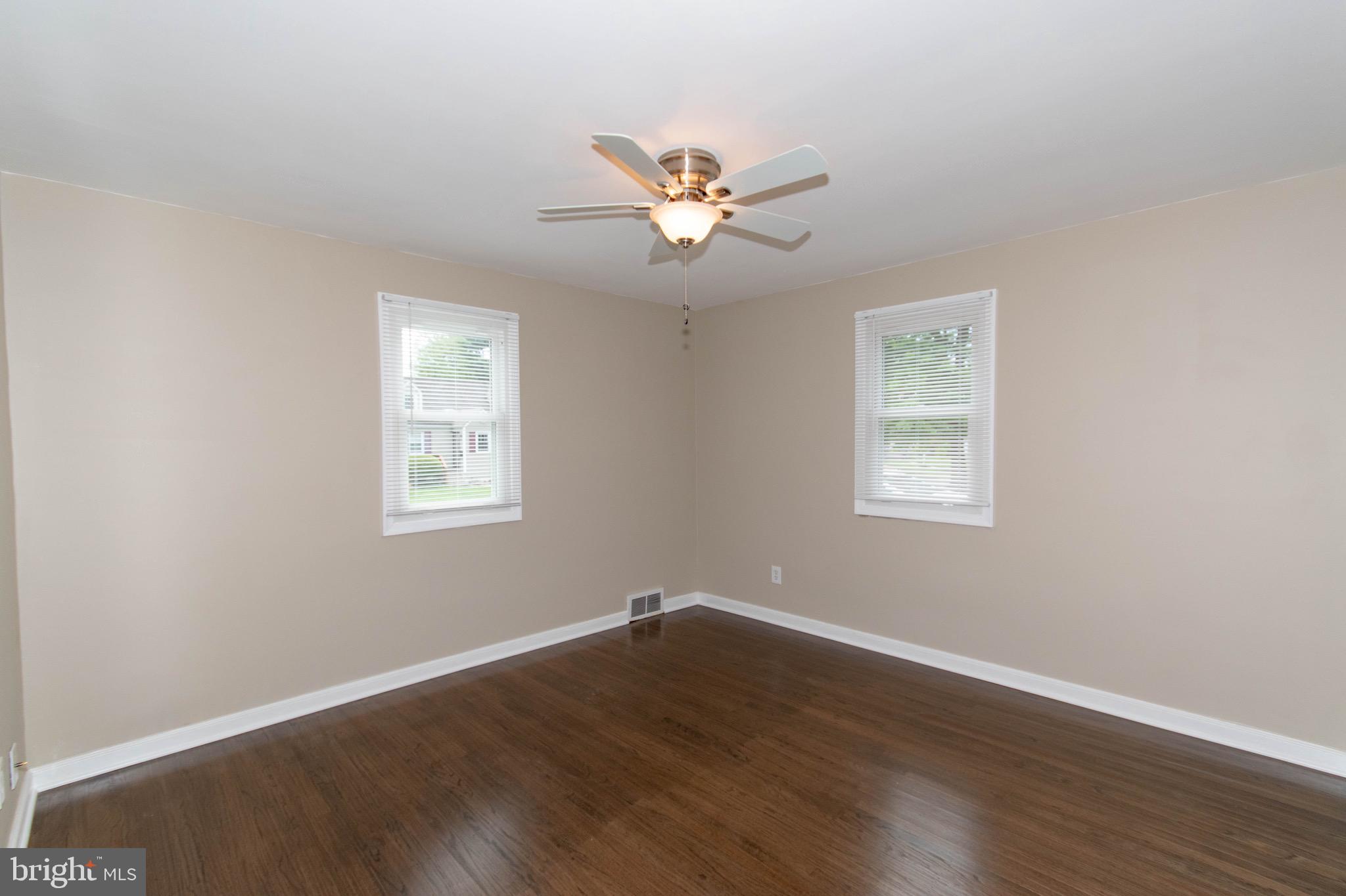 42 Shirley Road Hatboro, PA 19040 - Photo 14 of 28 Bedroom 1