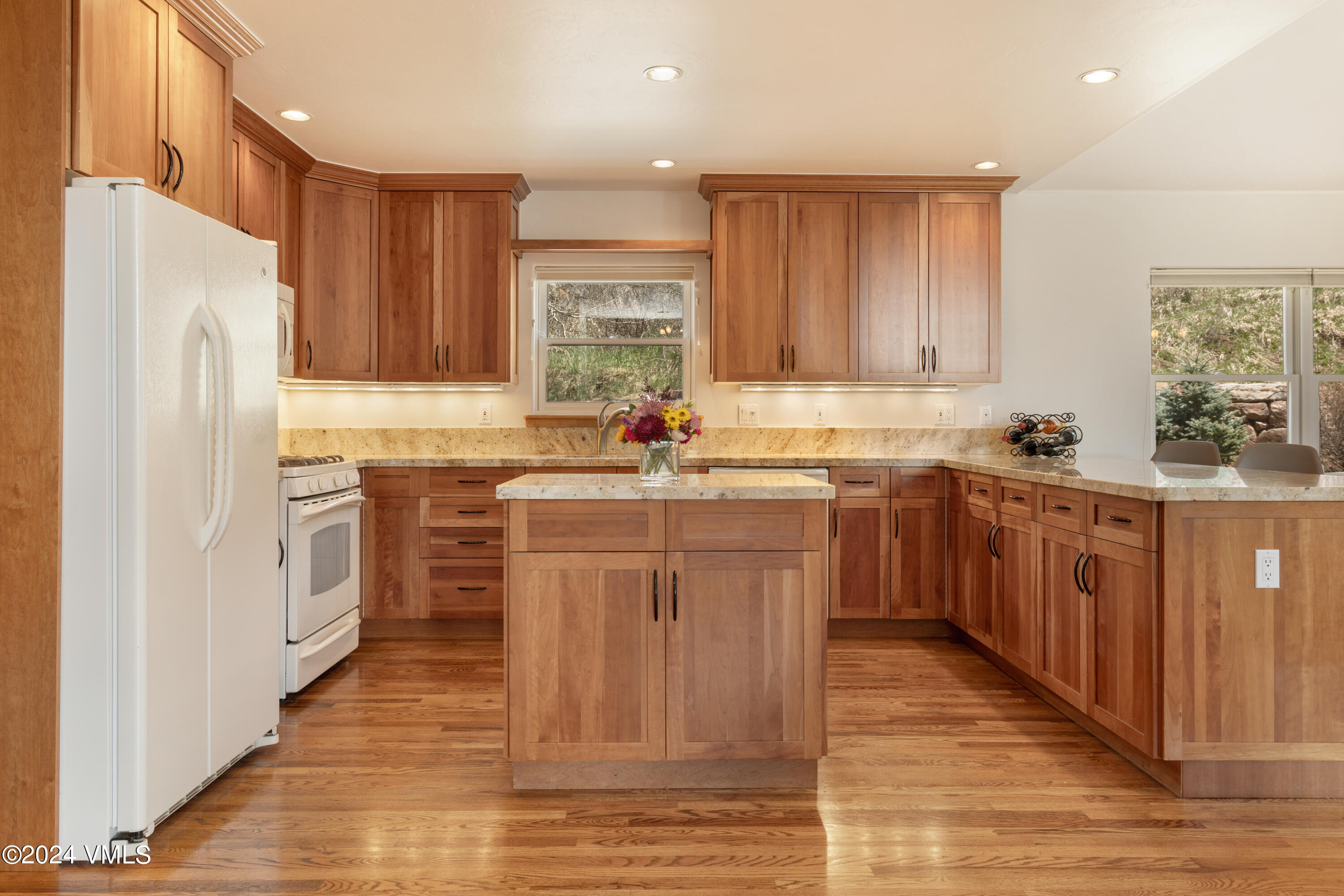 2490 Old Trail Road, Unit B Avon, CO 81620 - Photo 11 of 31 2490 Old Trail Rd 10