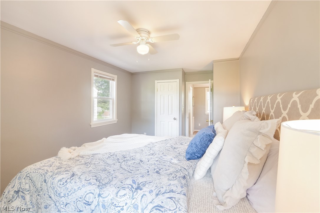 13725 Thraves Road Garfield Heights, OH 44125 - Photo 21 of 35