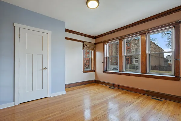 $1,800 | 4445 South Vincennes Avenue, Unit 2, Chicago, IL 60653