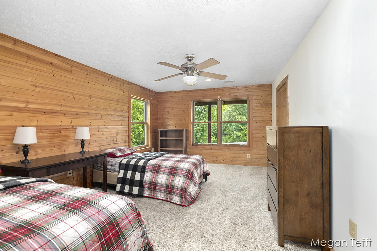 6165 Lincoln Lake Road Northeast Belding, MI 48809 - Photo 27 of 54 IMG_1029