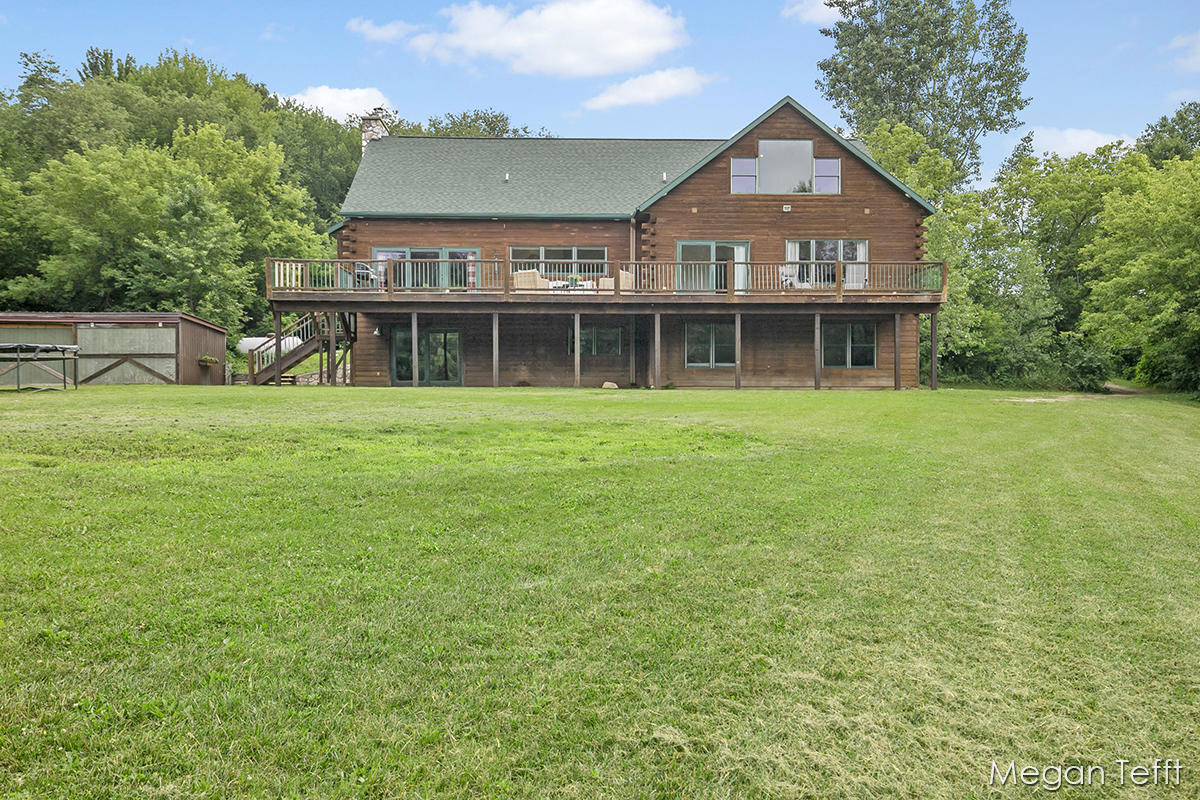 6165 Lincoln Lake Road Northeast Belding, MI 48809 - Photo 37 of 54 IMG_1039