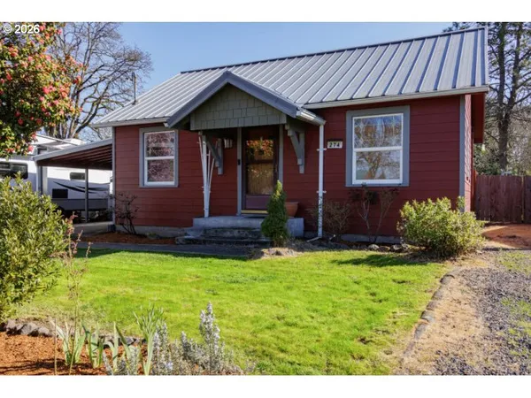 $399,999 | 274 South 8th Street, St. Helens, OR 97051