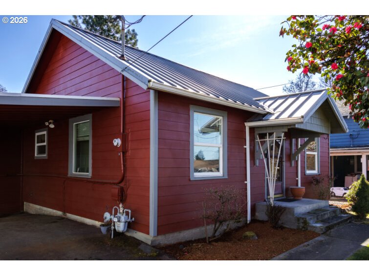 274 South 8th Street St. Helens, OR 97051 - Photo 22 of 25