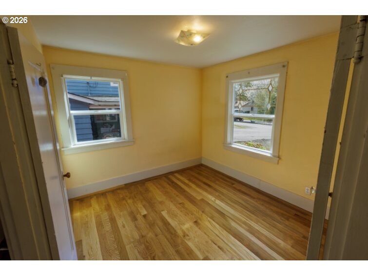 274 South 8th Street St. Helens, OR 97051 - Photo 7 of 25 Bedroom