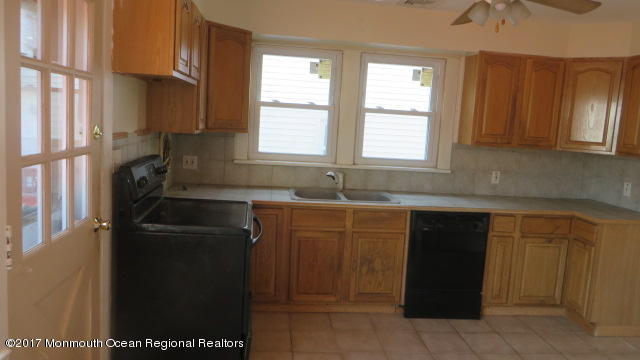 57 Ravine Drive Matawan, NJ 07747 - Photo 10 of 11 106-000083-20170813-437551236-106-000083