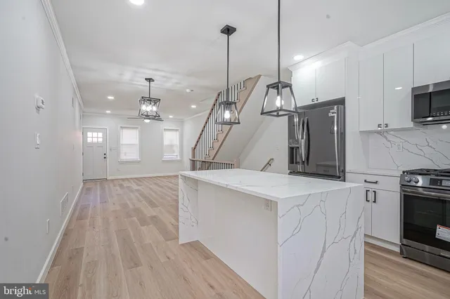 $549,999 | 808 Fernon Street, Philadelphia, PA 19148