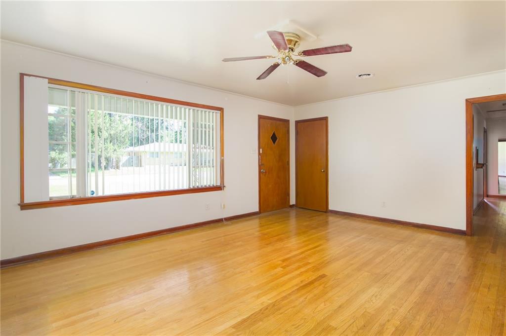 5017 Benjamin Street Alexandria, LA 71303 - Photo 4 of 13 Gallery Image 4