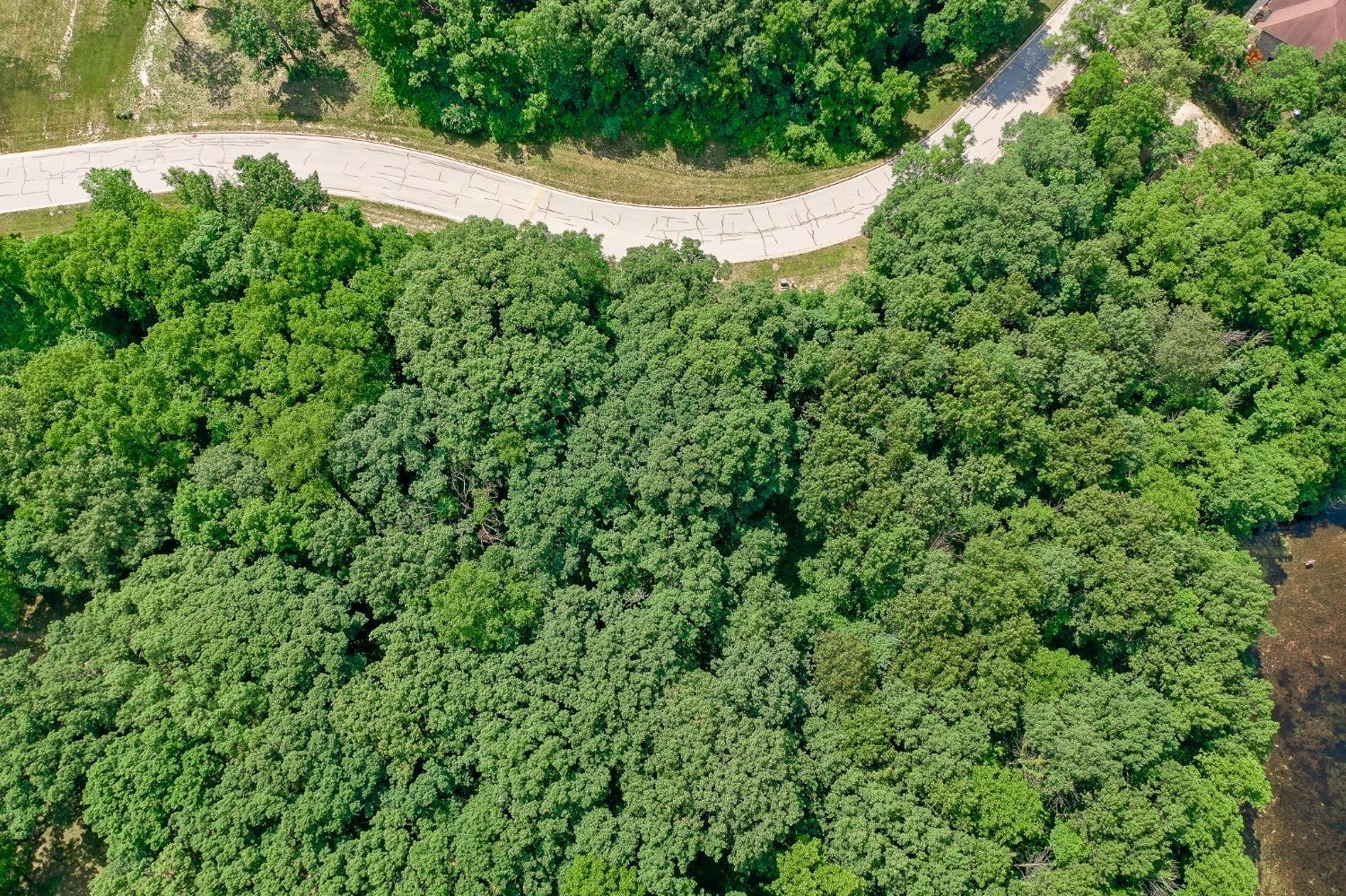 34 Levanno Drive Crown Point, IN 46307 - Photo 2 of 5