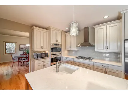$995,000 | 1183 Twin Peaks Circle, Longmont, CO 80503