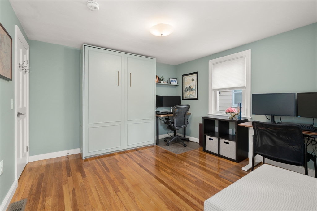 152 Sprague Street Dedham, MA 02026 - Photo 17 of 33