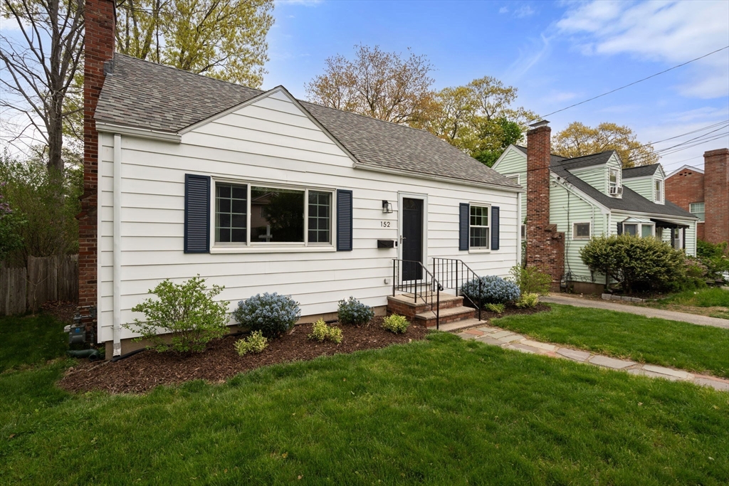 152 Sprague Street Dedham, MA 02026 - Photo 27 of 33