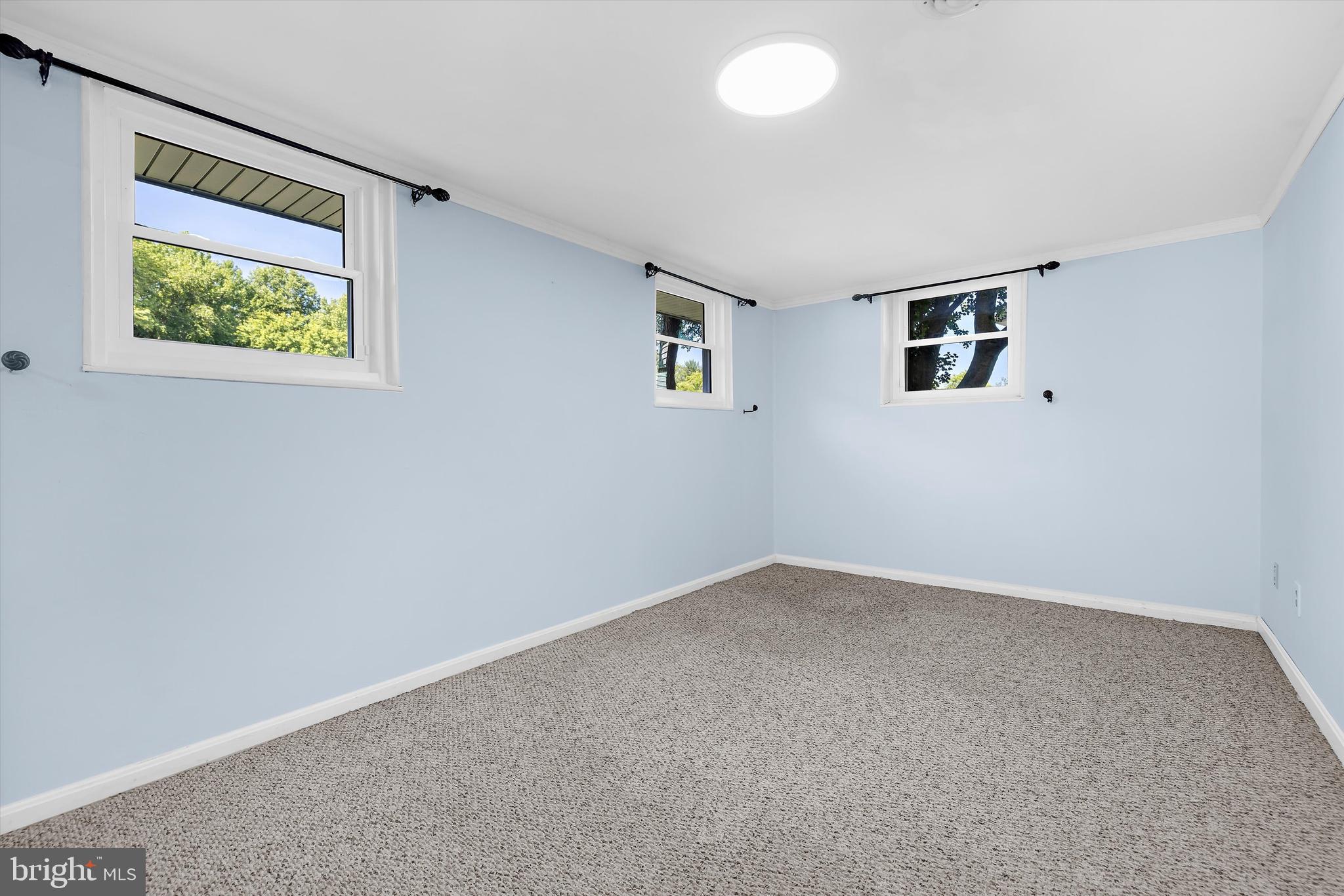 8249 Victoria Road Millersville, MD 21108 - Photo 21 of 39