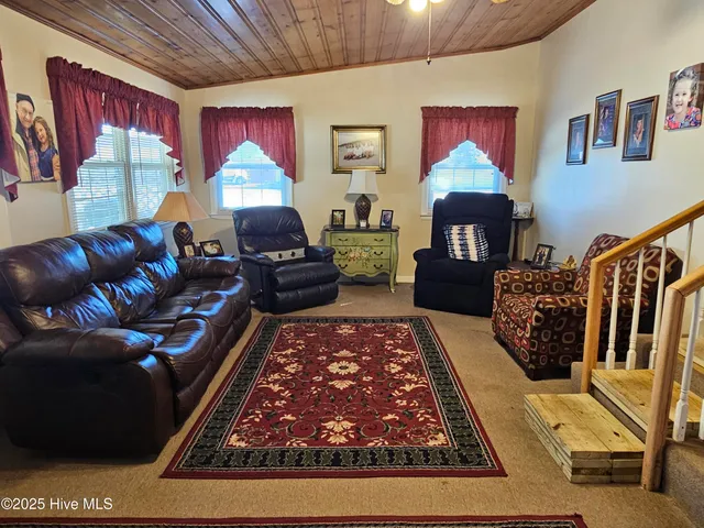 $224,900 | 502 Raleigh Road, Clinton, NC 28328