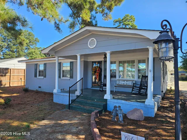 $224,900 | 502 Raleigh Road, Clinton, NC 28328