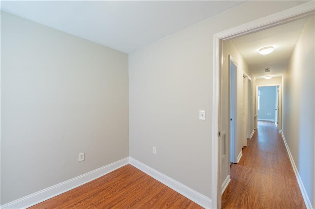 130 Chesterfield Road Pittsburgh, PA 15213 - Photo 26 of 36 3rd Bedroom