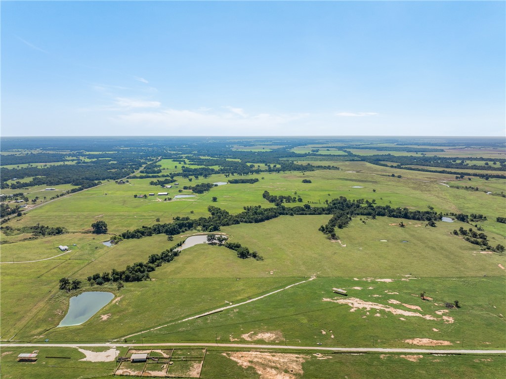 11867 Farm To Market 2159 Calvert, TX 77837 - Photo 38 of 41 a view of an ocean and beach