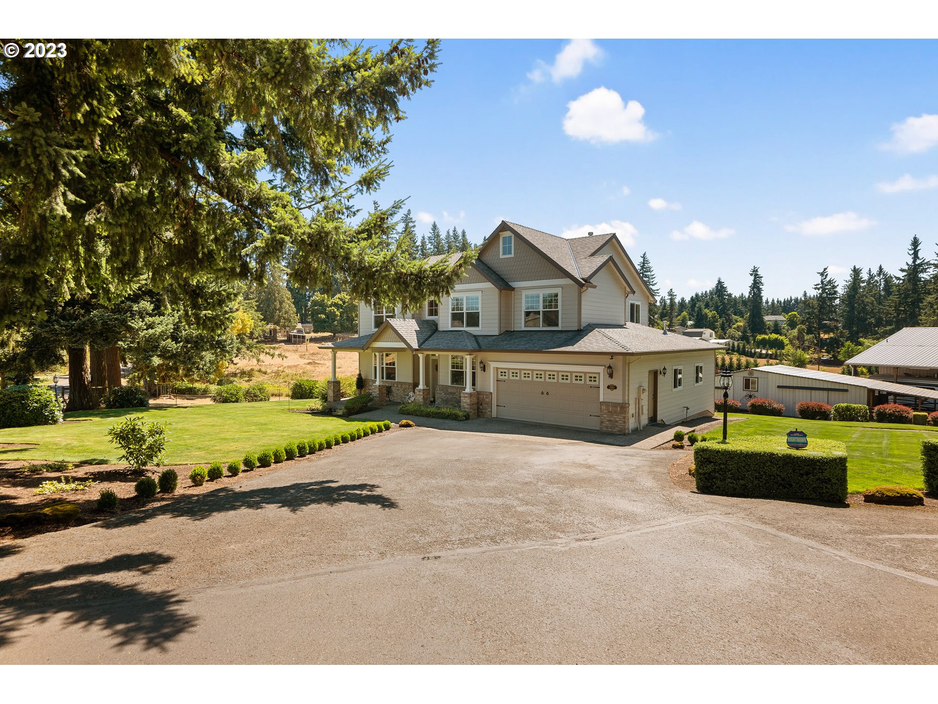 17260 South Beckman Road Oregon City, OR 97045 - Photo 3 of 46 Front Yard