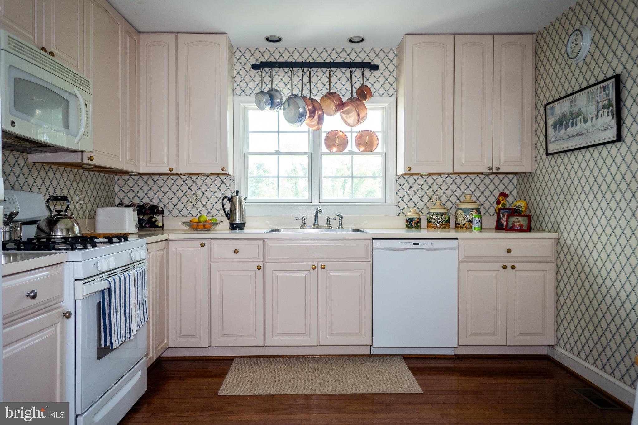 74 Resettlement Road Huntly, VA 22640 - Photo 12 of 40 Kitchen
