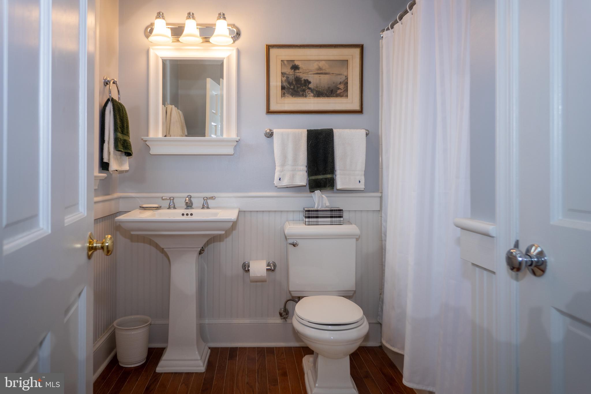 74 Resettlement Road Huntly, VA 22640 - Photo 24 of 40 Full Bath/Upper Level