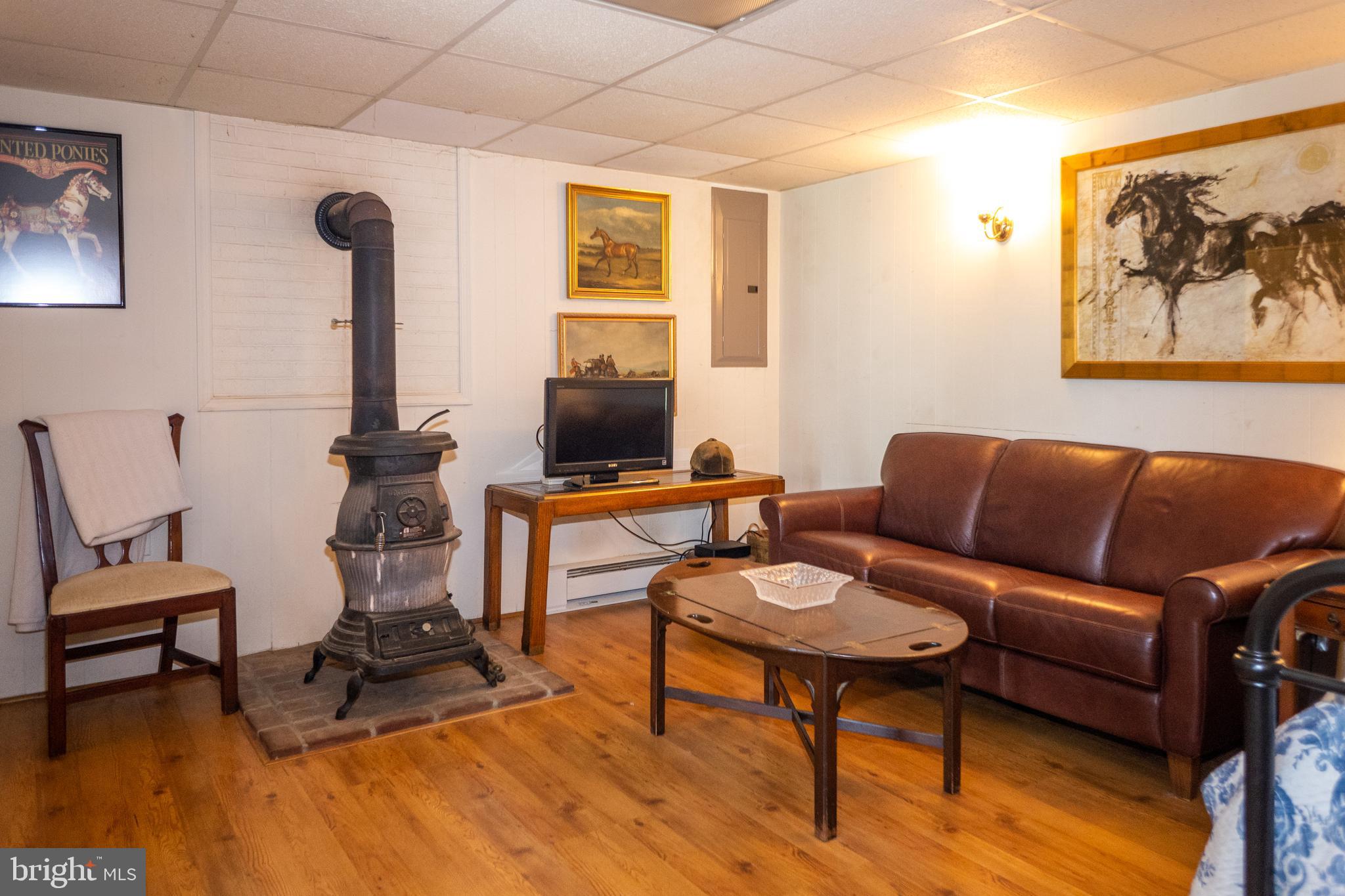 74 Resettlement Road Huntly, VA 22640 - Photo 26 of 40 Sitting Area/Lower Level