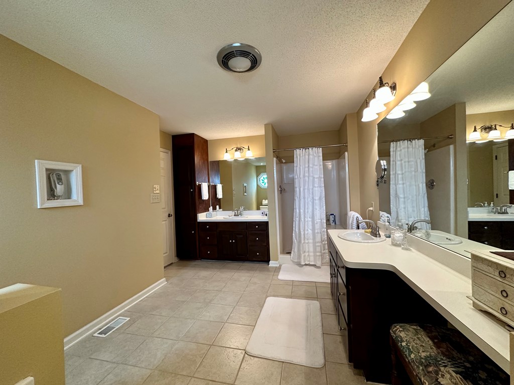 126 Bridge Point Road Greenwood, SC 29649 - Photo 28 of 38 Gallery Image 28